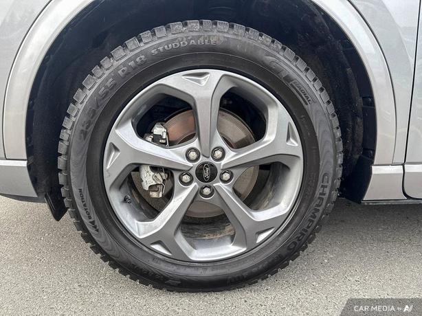 2023 Ford Escape ST-Line, AWD, Remote Start image 6