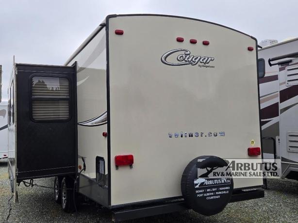 Used 2016 Keystone RV Cougar X-lite 26RBI image 4