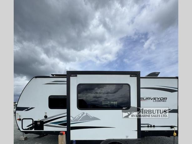Used 2022 Forest River RV Surveyor Legend 203RKLE image 4
