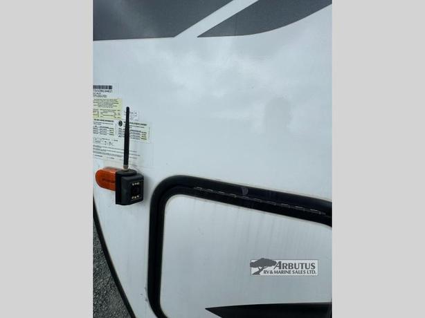 Used 2022 Forest River RV Surveyor Legend 203RKLE image 6