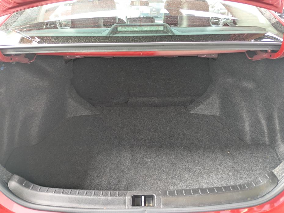 2016 Toyota Corolla L - Sunroof, Heated Seats, Auto-Climate display photo