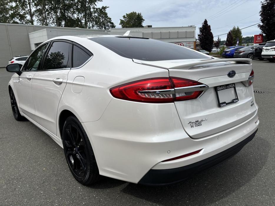 2019 Ford Fusion SE display photo