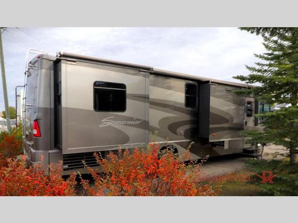 Used 2005 Itasca Suncruiser 35A image 4