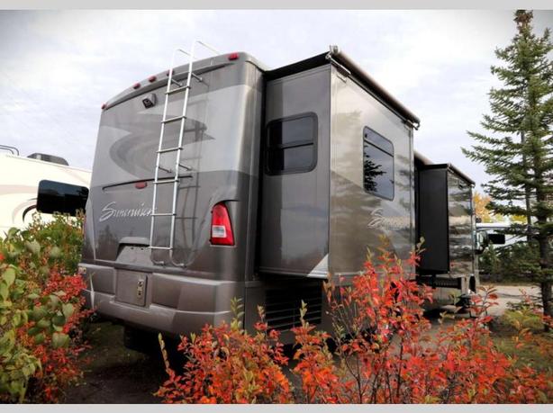 Used 2005 Itasca Suncruiser 35A image 5