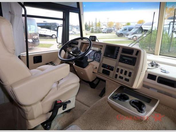 Used 2005 Itasca Suncruiser 35A image 8