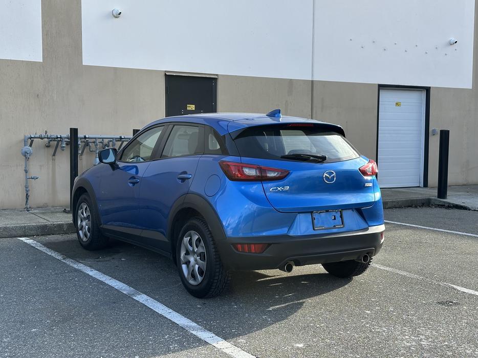 2016 Mazda CX-3 display photo
