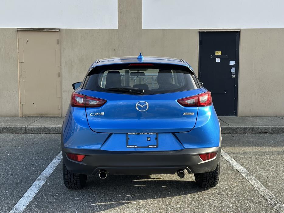 2016 Mazda CX-3 display photo