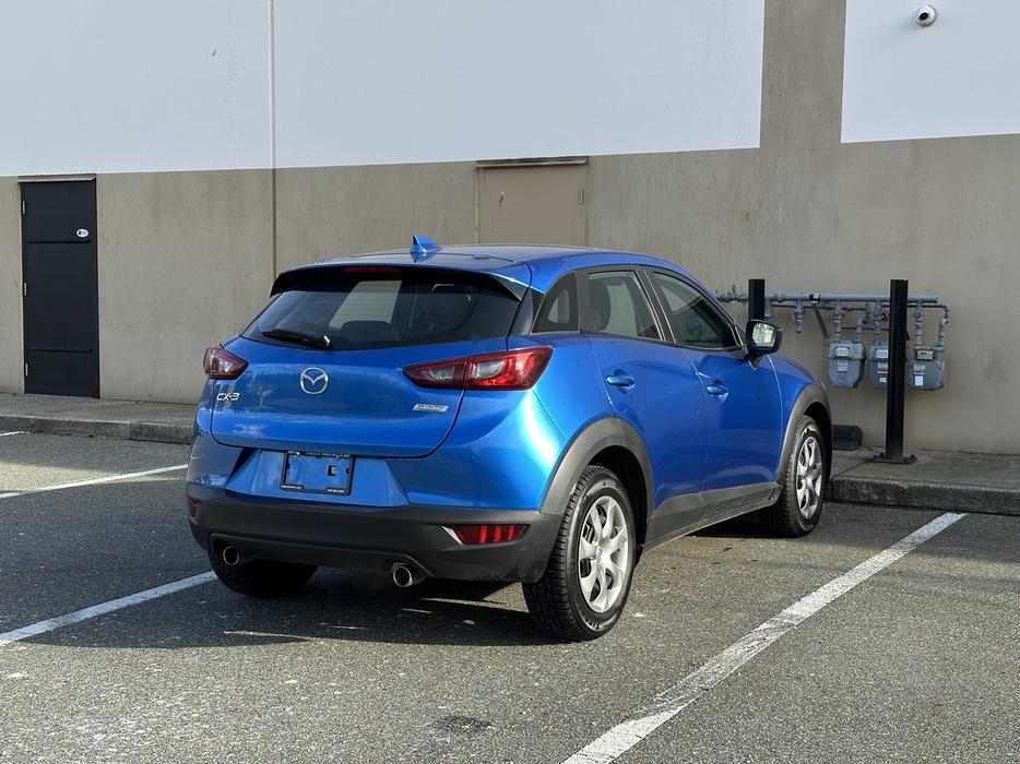 2016 Mazda CX-3 display photo