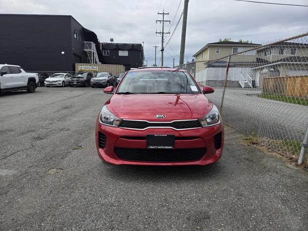 2020 Kia Rio 5-door LX+ image 2