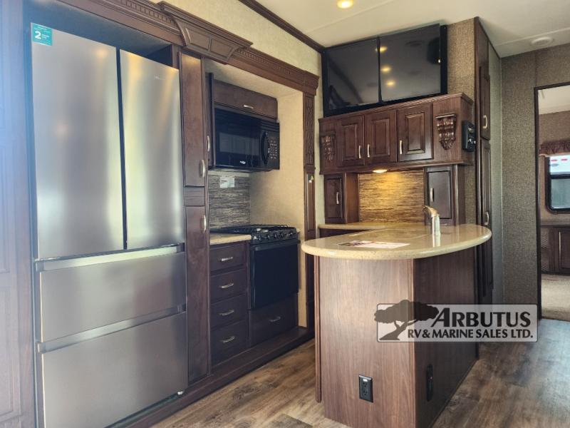 Used 2015 Heartland Gateway 3650 BH display photo