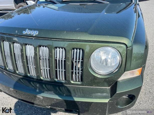 2008 JEEP PATRIOT image 8