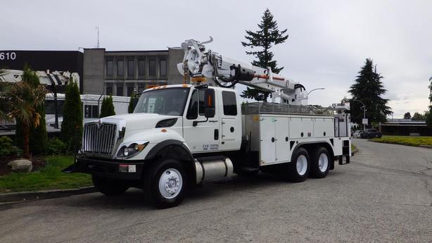 2012 International 7400 Crane/Digger Tandem Axle Air Brake image 5