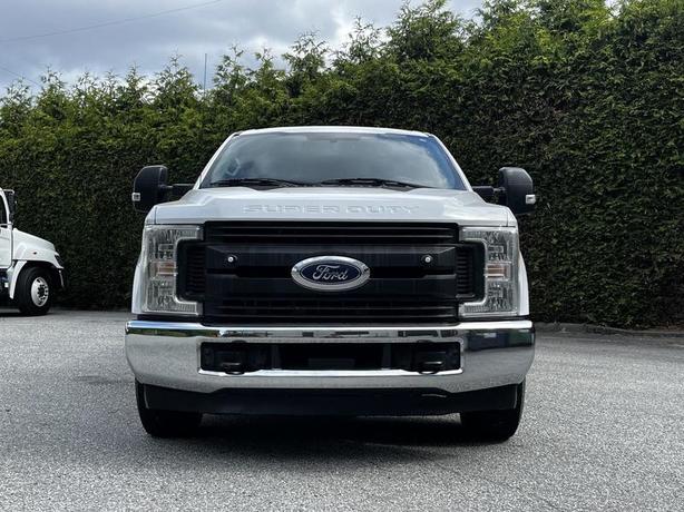 2017 Ford F-250 Long Box 2WD image 2