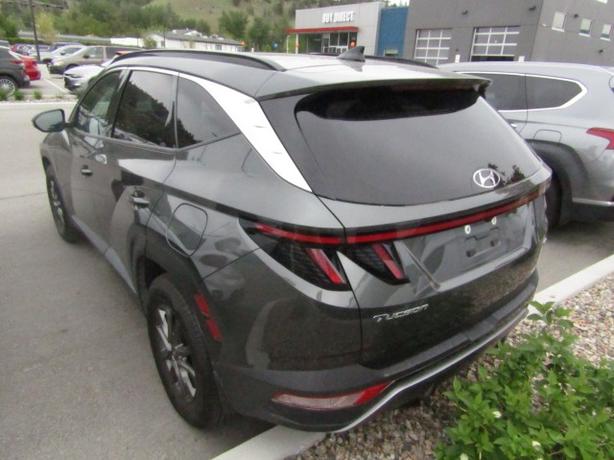 2023 Hyundai Tucson Preferred NO ACCIDENT! VERY LOW KMS! ADAPTIVE CRUISE ! image 3