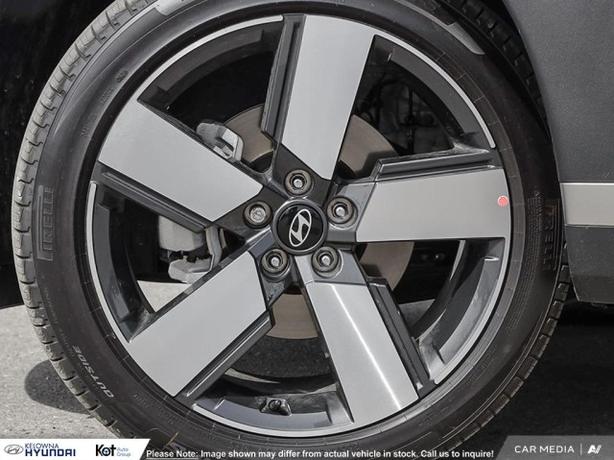 2024 Hyundai Santa Fe Luxury demo image 8