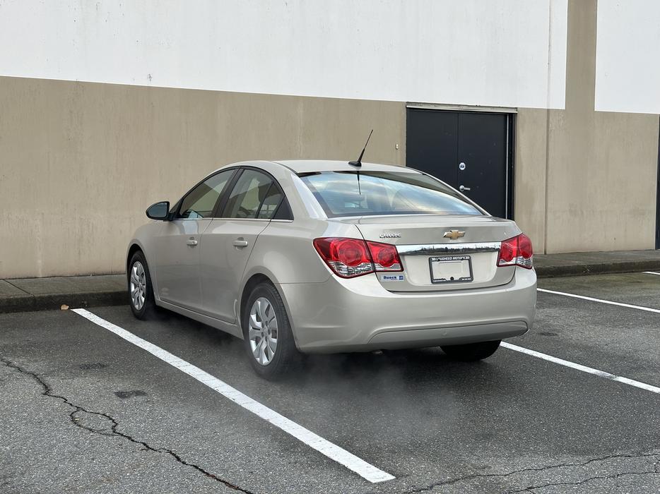 2012 Chevrolet Cruze display photo