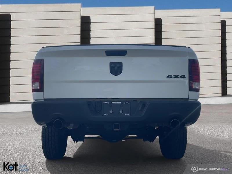 2023 RAM 1500 CLASSIC display photo