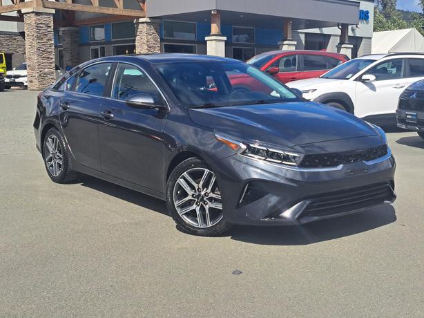 2023 Kia Forte - Moonroof, Heated Seats, Heated Wheel image 4