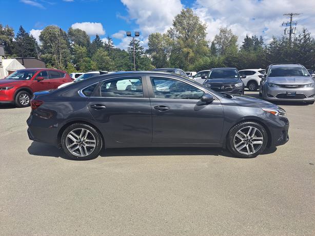 2023 Kia Forte - Moonroof, Heated Seats, Heated Wheel image 5