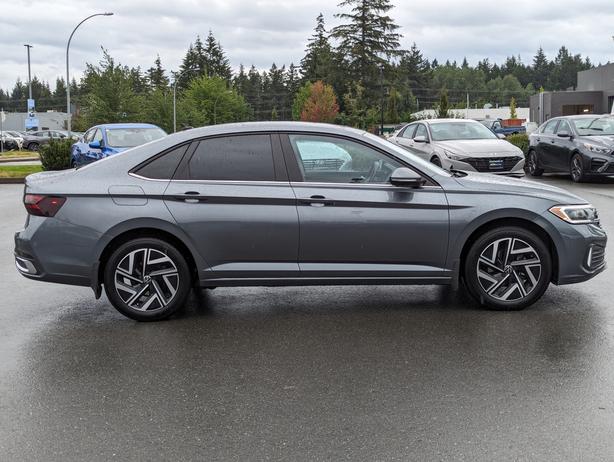 2022 Volkswagen Jetta Highline - Heated/Vented Seats, Navigation image 5