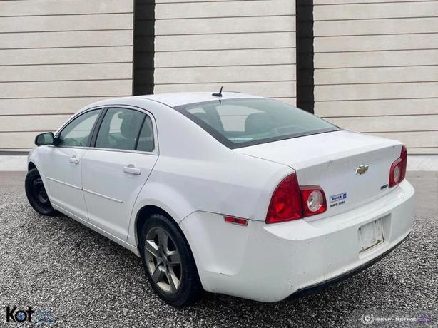 2011 CHEVROLET MALIBU image 4