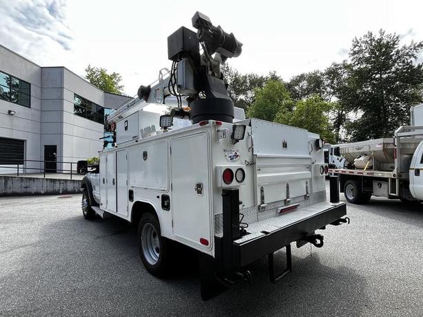 2016 Ford F-550 XL Super Duty Regular Cab Dually Diesel 4x4 Service Truck with C image 8