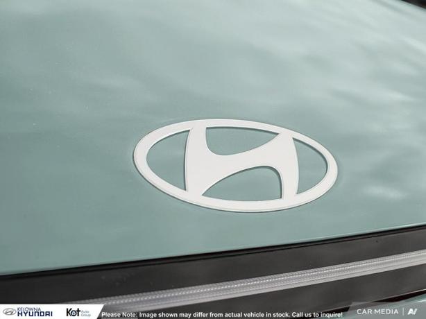 2025 Hyundai Kona Preferred demo image 7