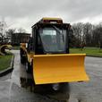 2015 International 3000 MT6 Articulating Plow with Sander Trailer Diesel thumbnail image 2