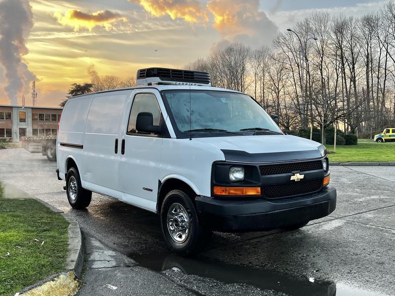 2005 Chevrolet Express 2500 Cargo Reefer  Van display photo
