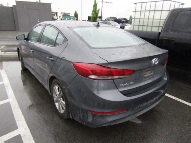 2018 Hyundai Elantra GL SE SUNROOF! HEATED SEATS! image 3