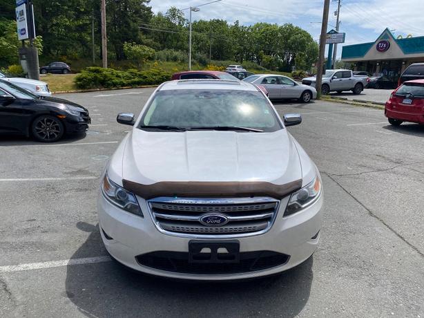 2011 Ford  Taurus Limited image 2