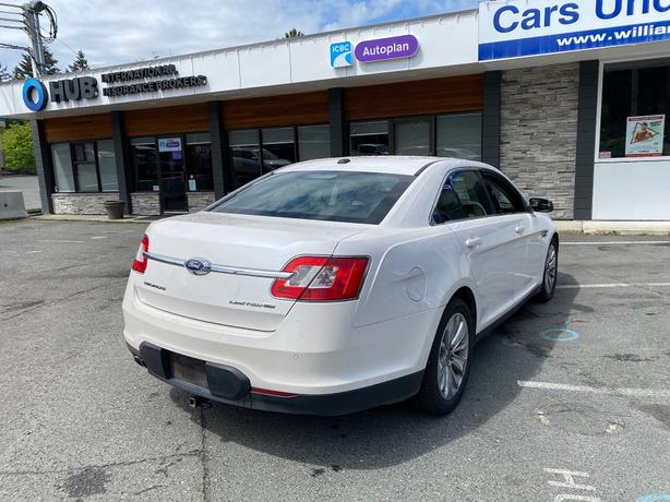 2011 Ford  Taurus Limited image 5