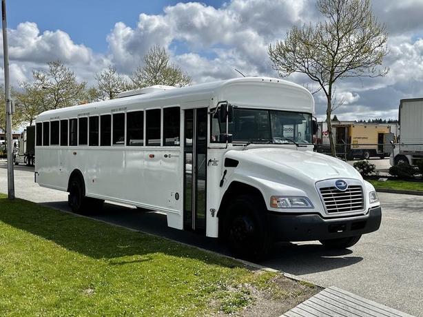 2022 Blue Bird BB Conventional 45 Passenger Cummins Diesel Hydraulic Brake Bus image 1