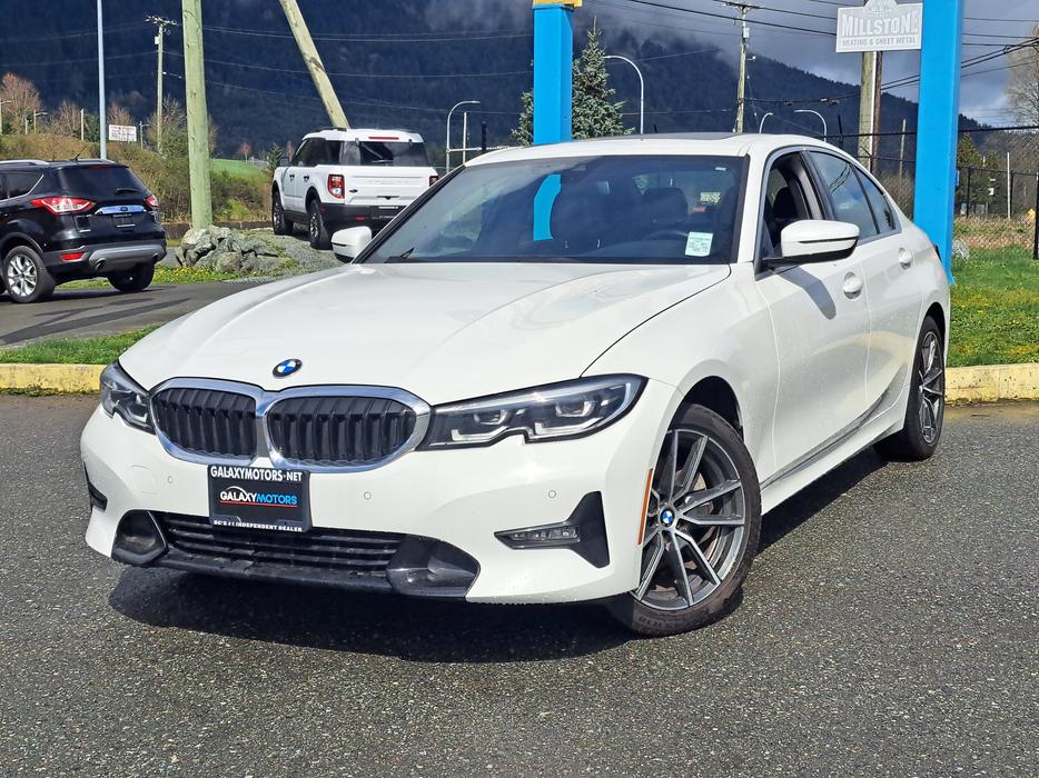 2022 BMW 3 Series 330i xDrive Sedan North America AWD, Nav display photo