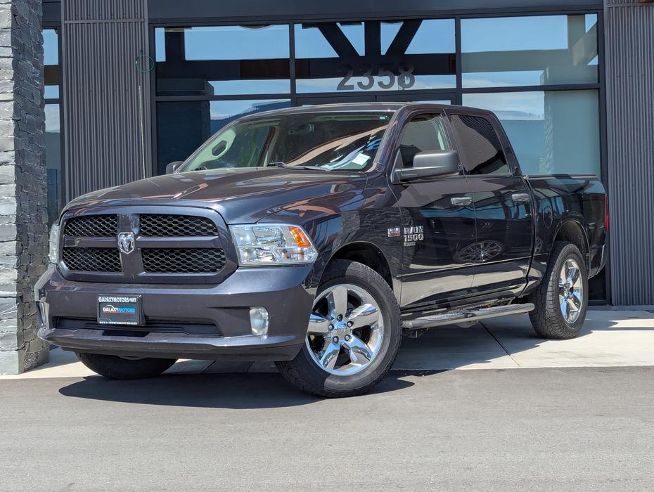 2019 Ram 1500 Classic ST - 5.7L V8, Crew Cab, Short Bed, 4x4 display photo