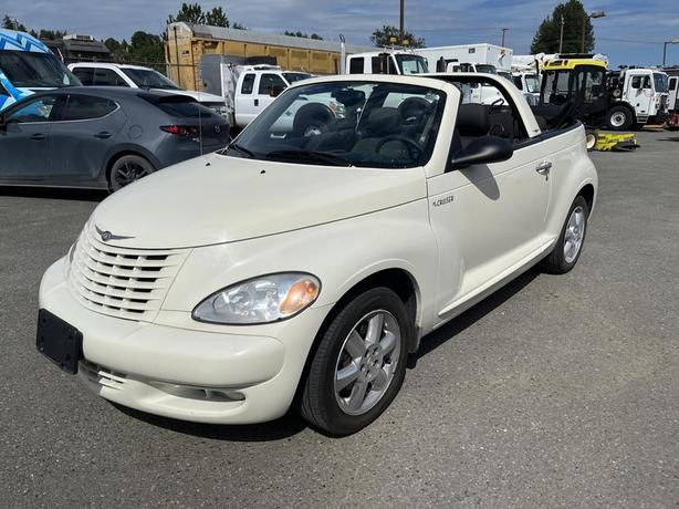 2005 Chrysler PT Cruiser Touring Convertible image 1
