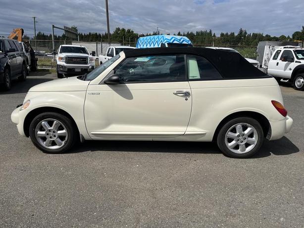 2005 Chrysler PT Cruiser Touring Convertible image 3