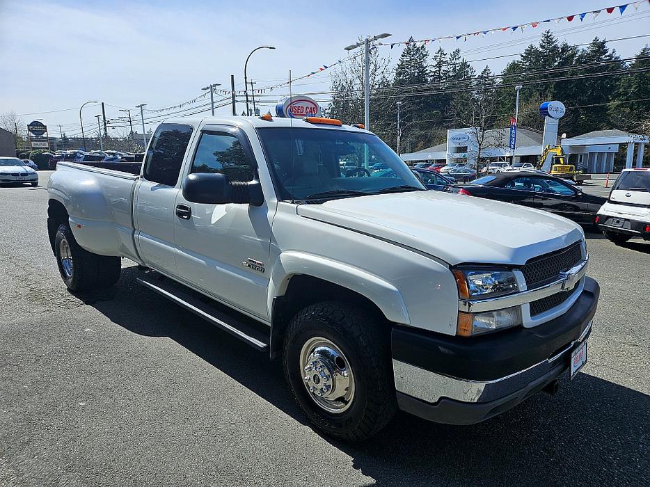 2003 Chevrolet  Silverado 3500 LT display photo