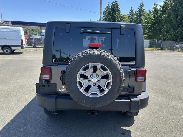 2017 Jeep Wrangler Rubicon image 4