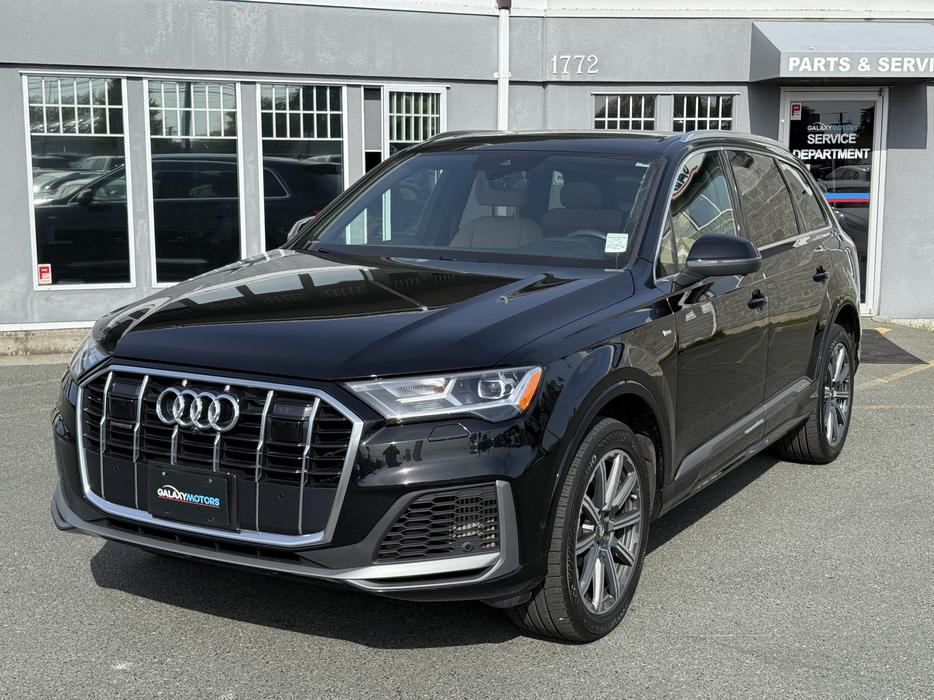 2020 Audi Q7 Progressiv -  3rd Row Seats & Power Moonroof display photo