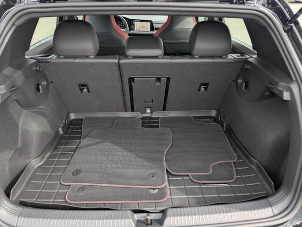 2024 Volkswagen Golf GTI Performance - Manual, Leather, NAV, Sunroof image 8