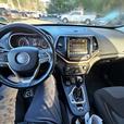 2016 Jeep  Cherokee Latitude thumbnail image 8