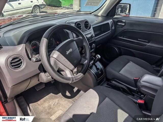 2010 Jeep Patriot North AUTO, KEYLESS ENTRY, FABRIC SEATS, AUTO WINDOWS, GREY IN display photo