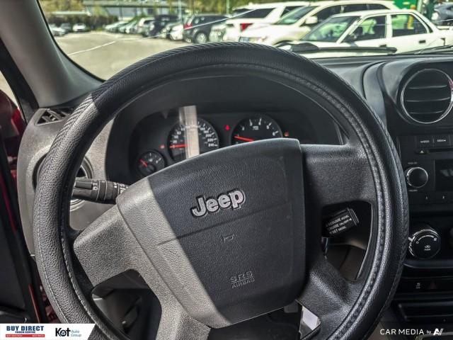 2010 Jeep Patriot North AUTO, KEYLESS ENTRY, FABRIC SEATS, AUTO WINDOWS, GREY IN display photo