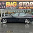 2018 BMW 3 Series 330i xDrive Low KM Heated Front and Rear Seats thumbnail image 3