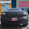 2019 Jeep Cherokee Trailhawk 4x4 | Bluetooth Connect | No Reported Accidents! thumbnail image 2