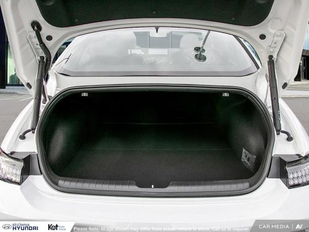 2025 Hyundai IONIQ 6 Preferred REBATE $9000 demo image 7