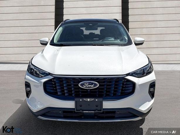 2023 Ford Escape PHEV NO ACCIDENT!VERY LOW KMS! FULL LOAD! image 2