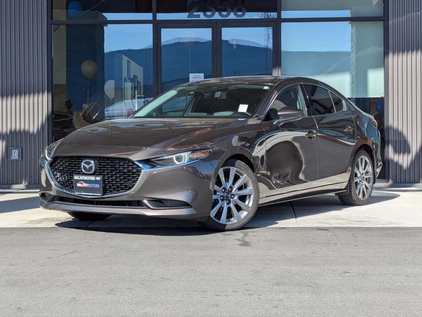 2020 Mazda Mazda3 Preferred - No Accidents, AWD, Sunroof, Leather image 1
