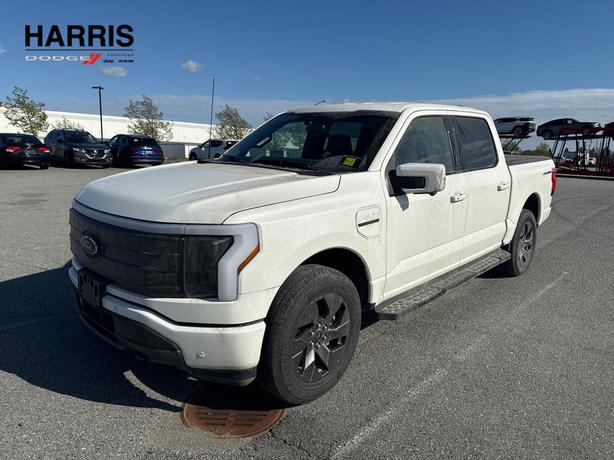 2023 Ford F-150 Lightning LARIAT 4WD SuperCrew 5.5' Box | No Reported Accidents! image 1